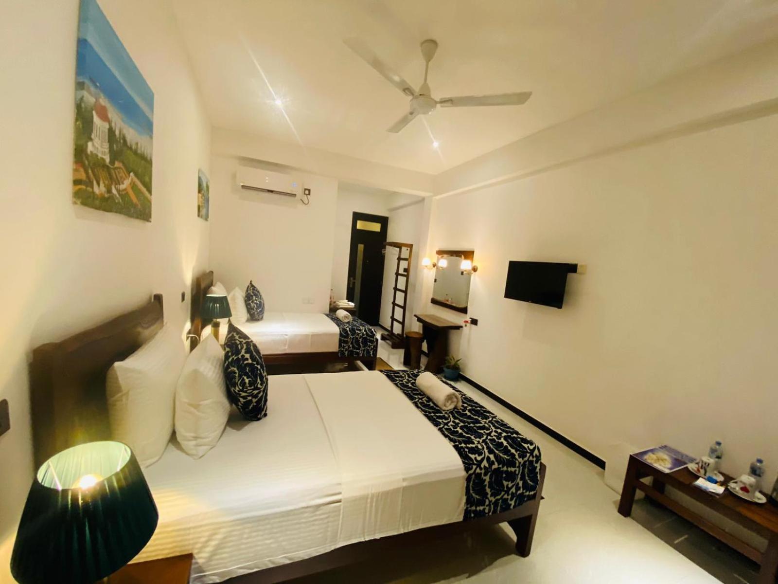 Airport Faith Hotel Katunayaka Luaran gambar