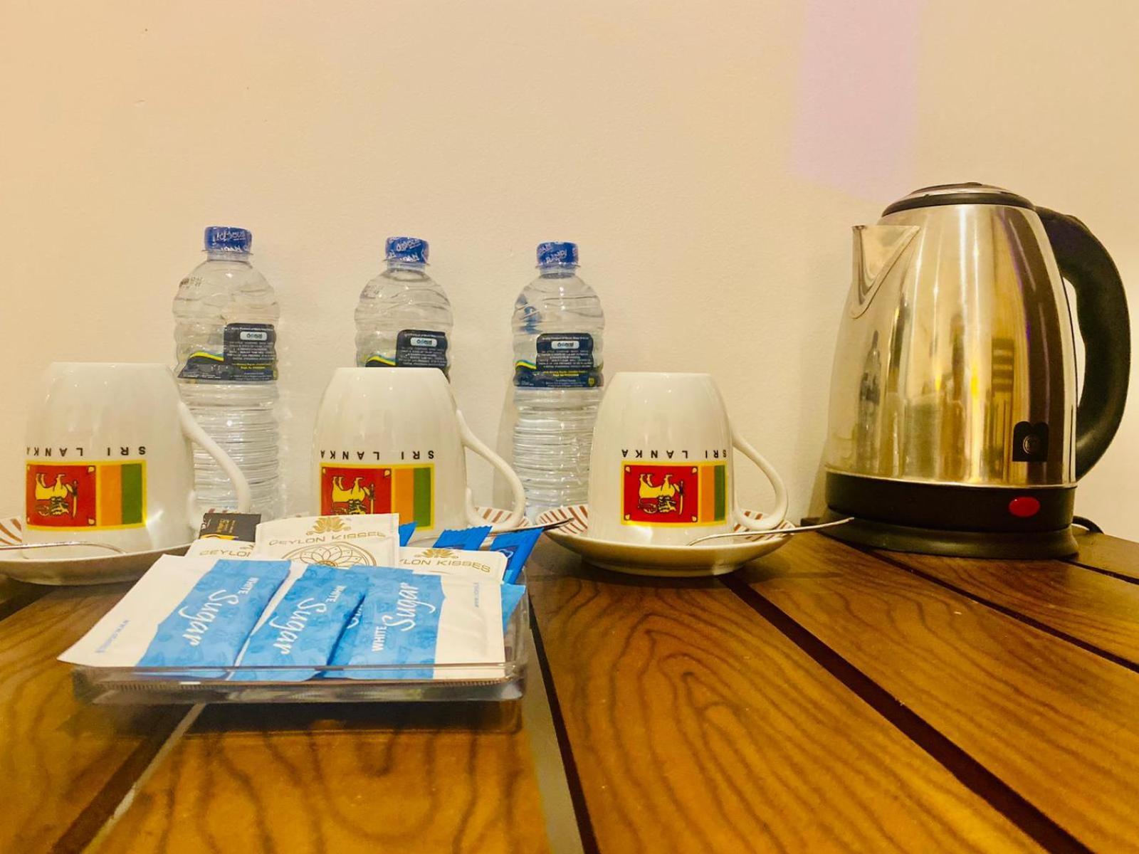 Airport Faith Hotel Katunayaka Luaran gambar