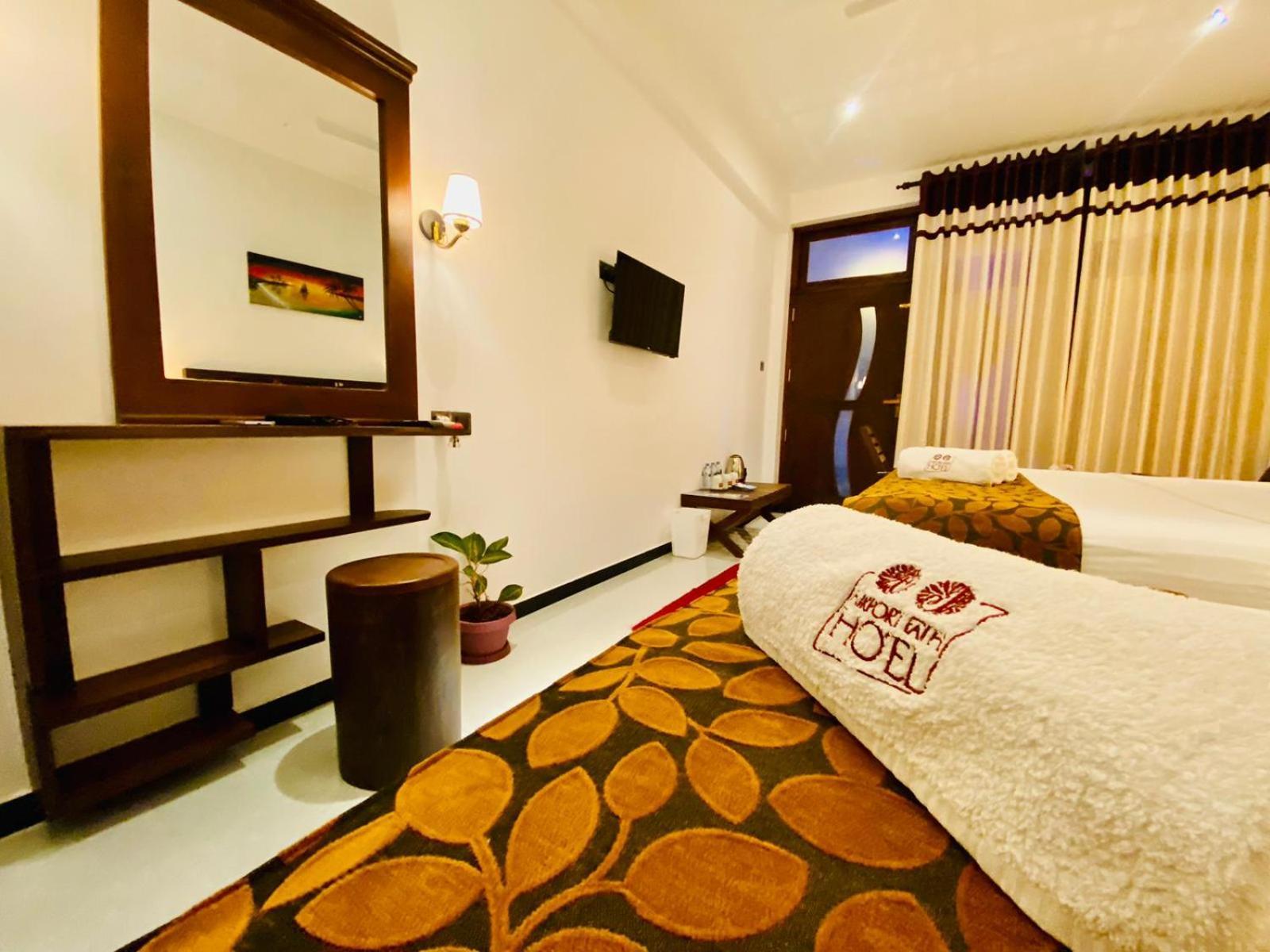 Airport Faith Hotel Katunayaka Luaran gambar