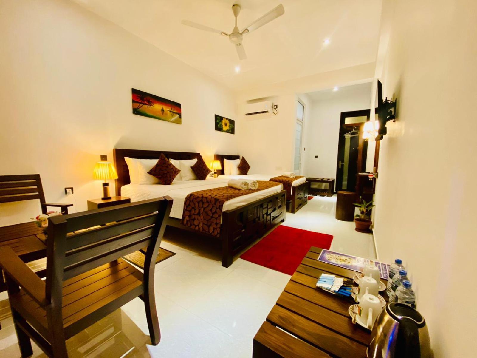 Airport Faith Hotel Katunayaka Luaran gambar